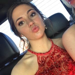 Meet your Posher, Cheyanne